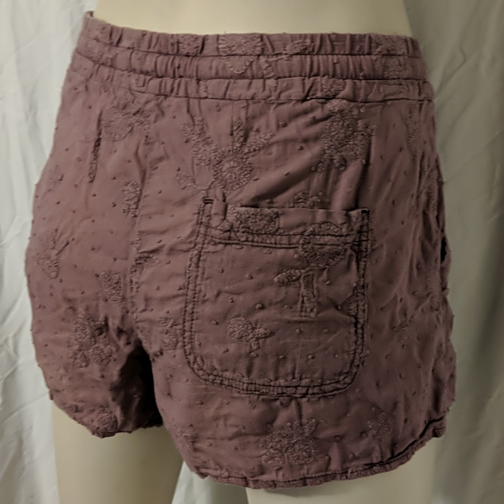 ✨5/$25✨ Anthropologie purple embroidered shorts - Picture 5 of 8
